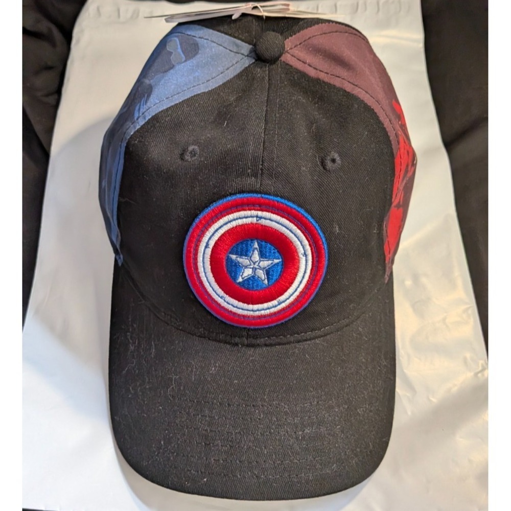 NEW with tags Captain America: Brave New World Ball Cap Marvel Comics